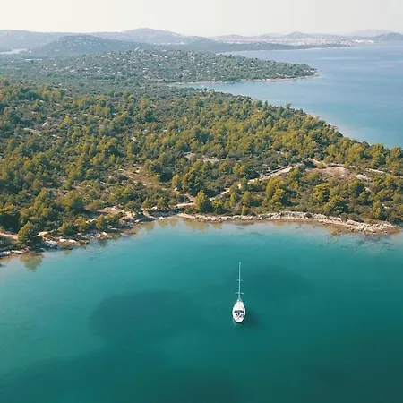 Hotel na wodzie Anemos Yacht 3*